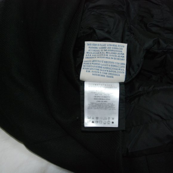 Authentic Moncler Kegan - Virgin Wool & Down Coat - Size 5 (XL MONCLER) - Picture 8 of 9